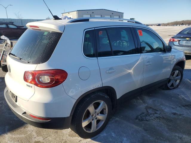 Image 3 of 2010 VOLKSWAGEN TIGUAN S 2010 with VIN WVGAV7AX9AW537311