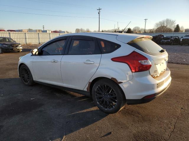 Image 2 of 2014 FORD FOCUS TITANIUM 2014 with VIN 1FADP3N2XEL363099