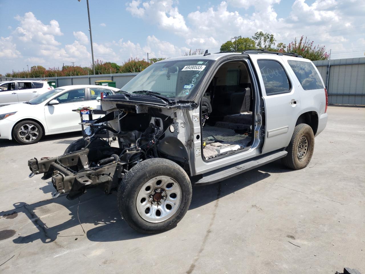 Image 1 of Chevrolet Tahoe C1500 Lt 2012 with VIN 1GNSCBE04CR252961