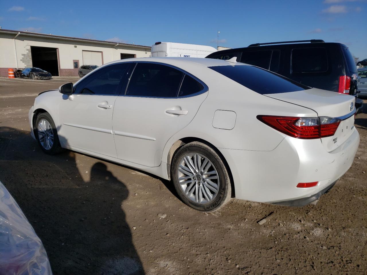 Изображение 2 2014 LEXUS ES 350 2014 с VIN JTHBK1GG4E2087603