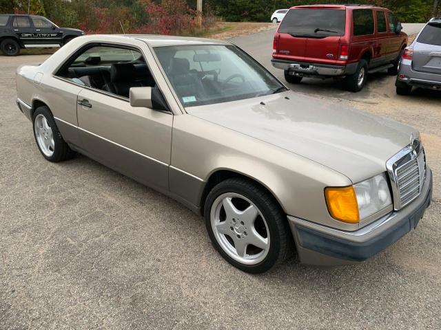 Obraz 1 z 1992 MERCEDES-BENZ 300 CE 1992 z VIN WDBEA51E1NB586941