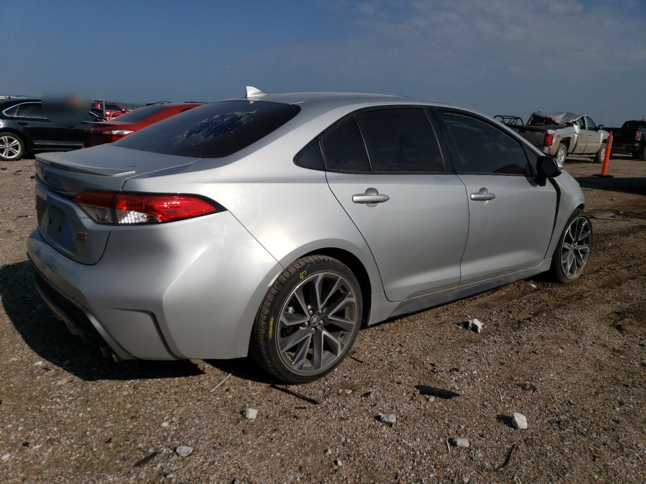 Image 3 of 2021 TOYOTA COROLLA SE 2021 with VIN JTDP4MCEXMJ069649