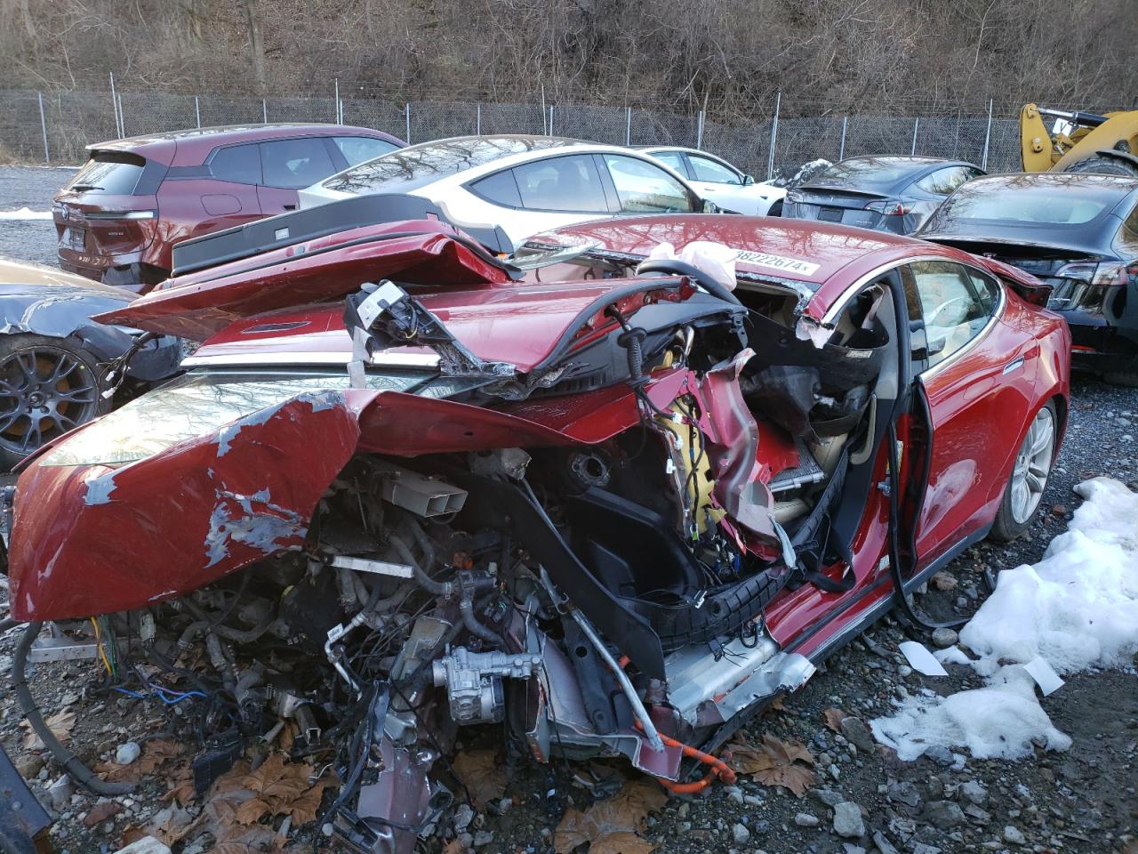 Image 1 of 2015 TESLA MODEL S 70D 2015 with VIN 5YJSA1S26FF085513