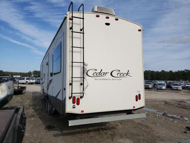 Image 3 of 2019 CEDA 5TH WHEEL 2019 with VIN 4X4FCRN27KS221080