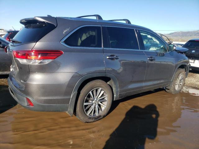Image 3 of 2017 TOYOTA HIGHLANDER SE 2017 with VIN 5TDJZRFH2HS403496