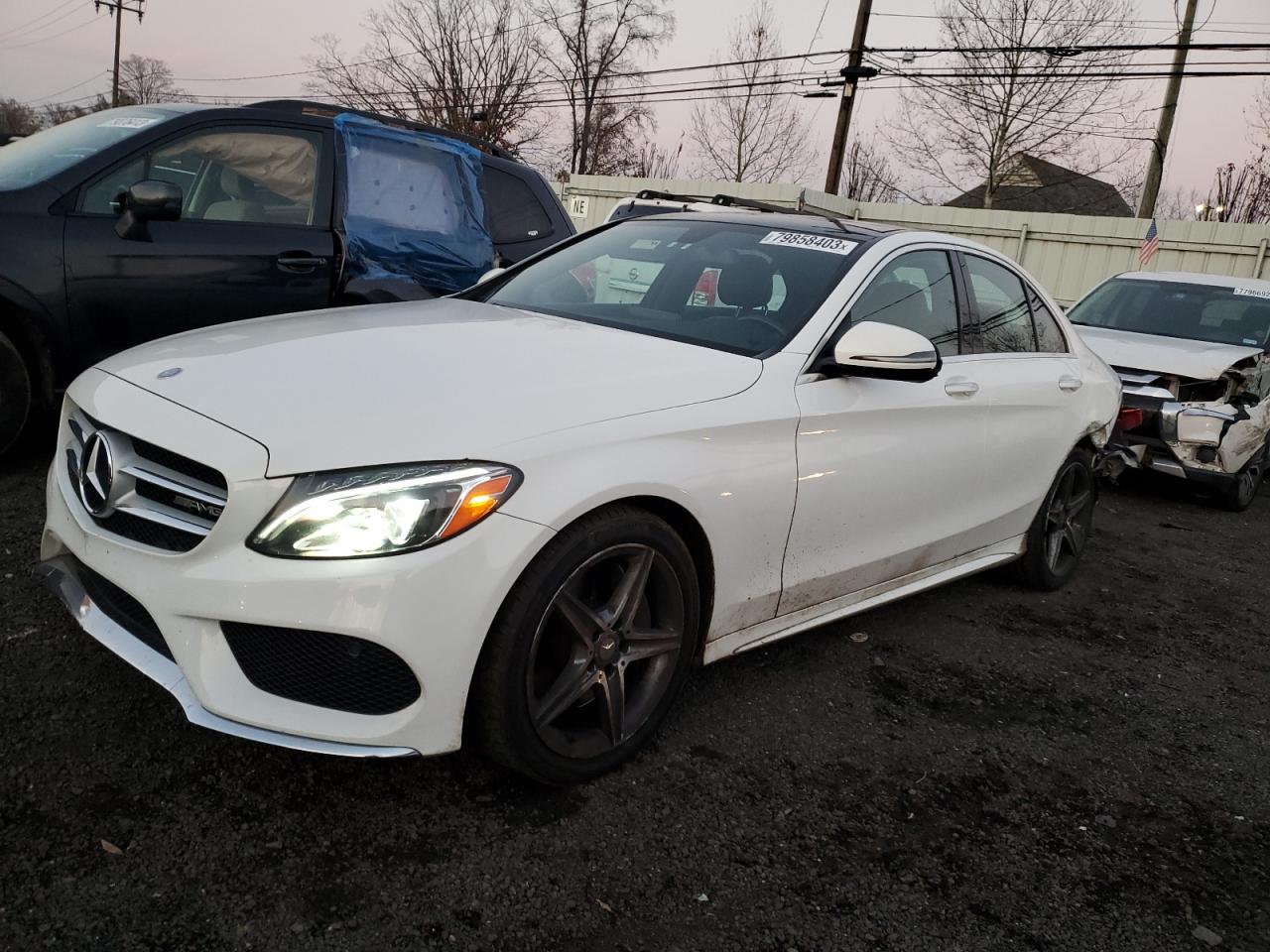 Obraz 1 z 2016 MERCEDES-BENZ C 300 4MATIC 2016 z VIN 55SWF4KB0GU109678