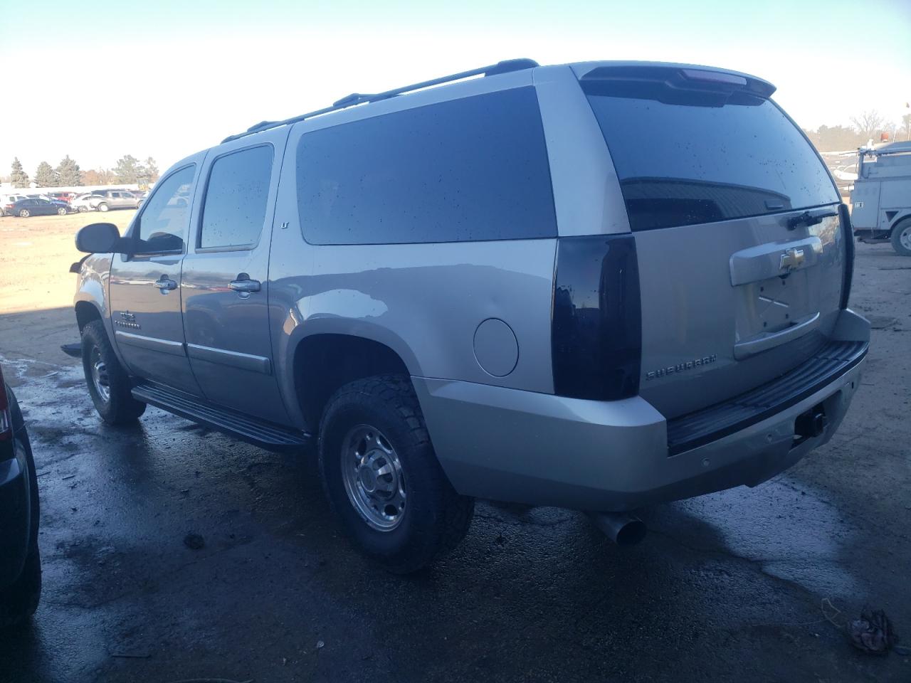 Obraz 2 z 2007 CHEVROLET SUBURBAN K2500 2007 z VIN 3GNGK26K37G153529