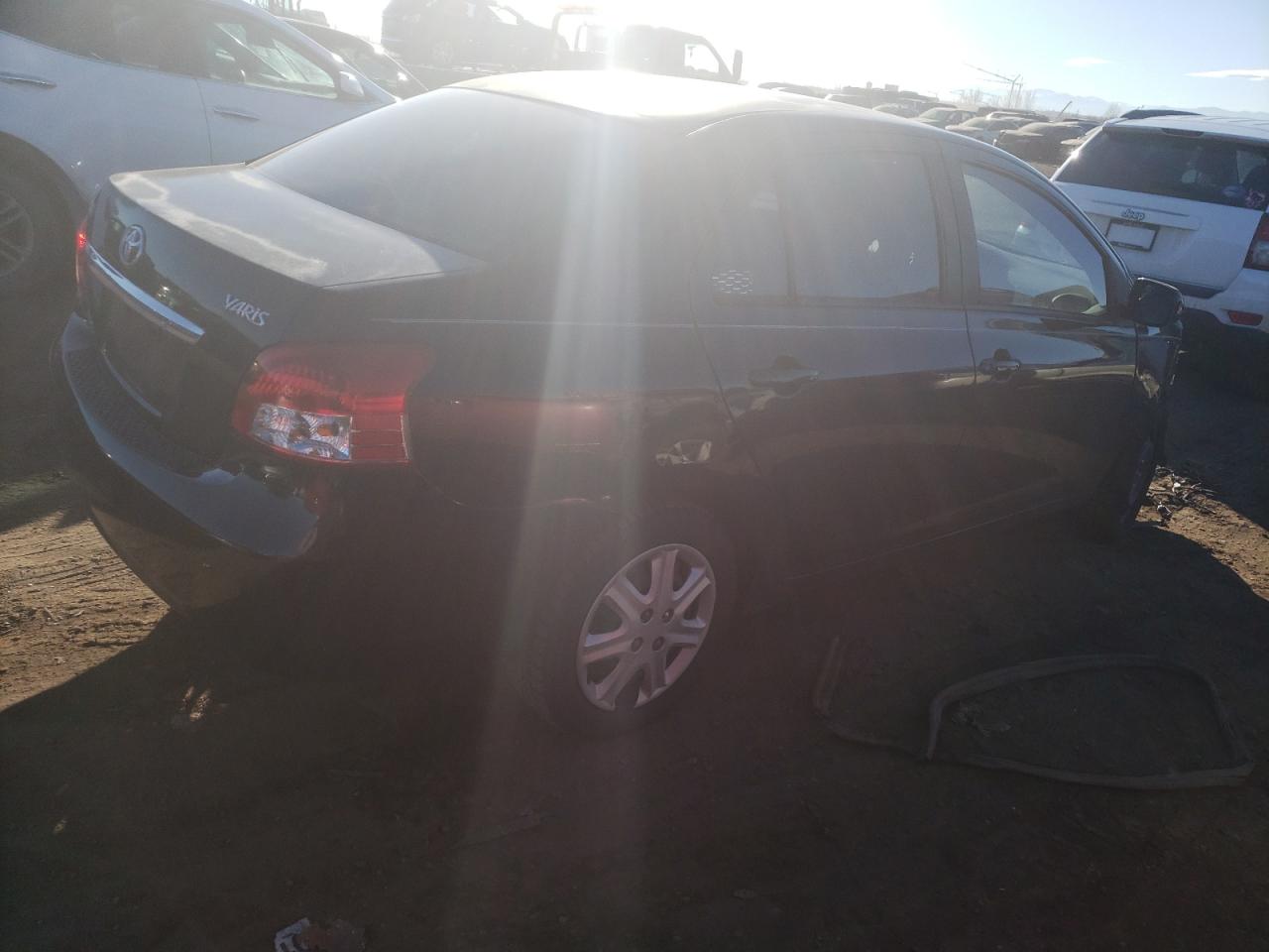 Image 3 of 2010 TOYOTA YARIS  2010 with VIN JTDBT4K3XA1392110