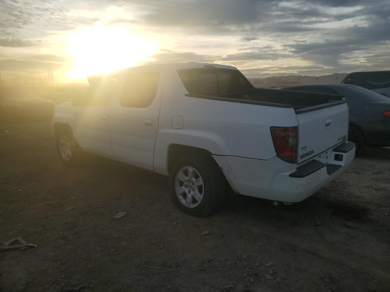 Image 2 of 2007 HONDA RIDGELINE RTL 2007 with VIN 2HJYK16577H508022