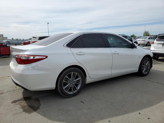 Obraz 3 z 2017 TOYOTA CAMRY LE 2017 z VIN 4T1BF1FK9HU338616