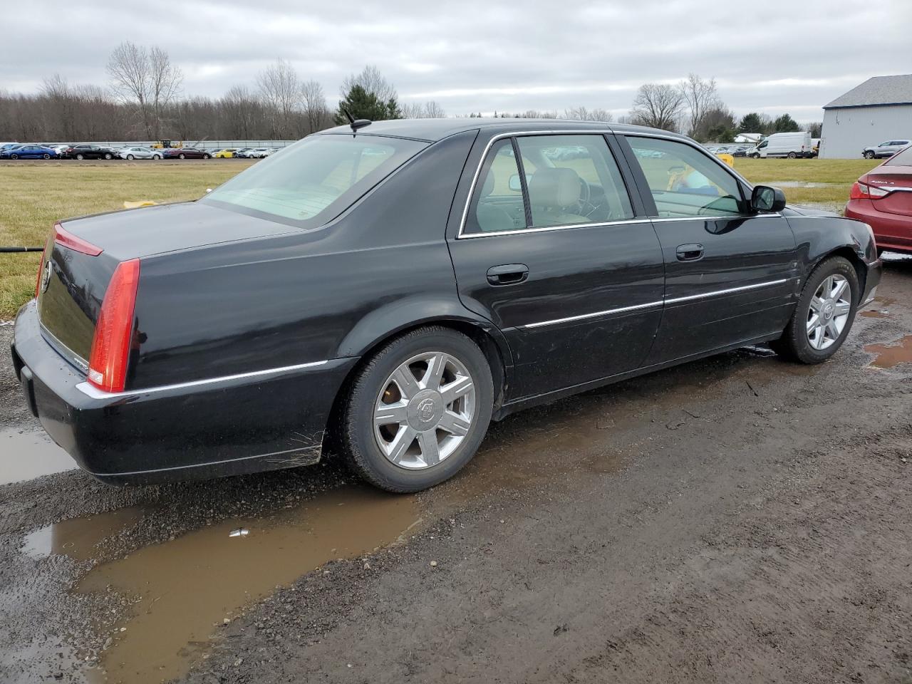 Изображение 3 2007 CADILLAC DTS  2007 с VIN 1G6KD57Y47U142217