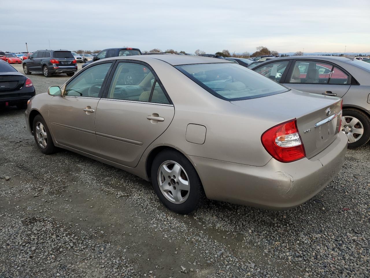 Obraz 2 z 2003 TOYOTA CAMRY LE 2003 z VIN 4T1BE32KX3U700305