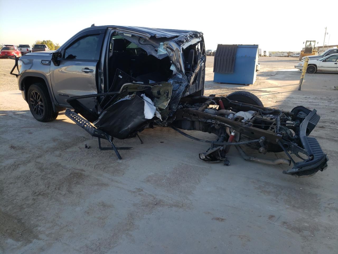 Image 2 of 2020 GMC SIERRA K1500 ELEVATION 2020 with VIN 3GTU9CED8LG412588