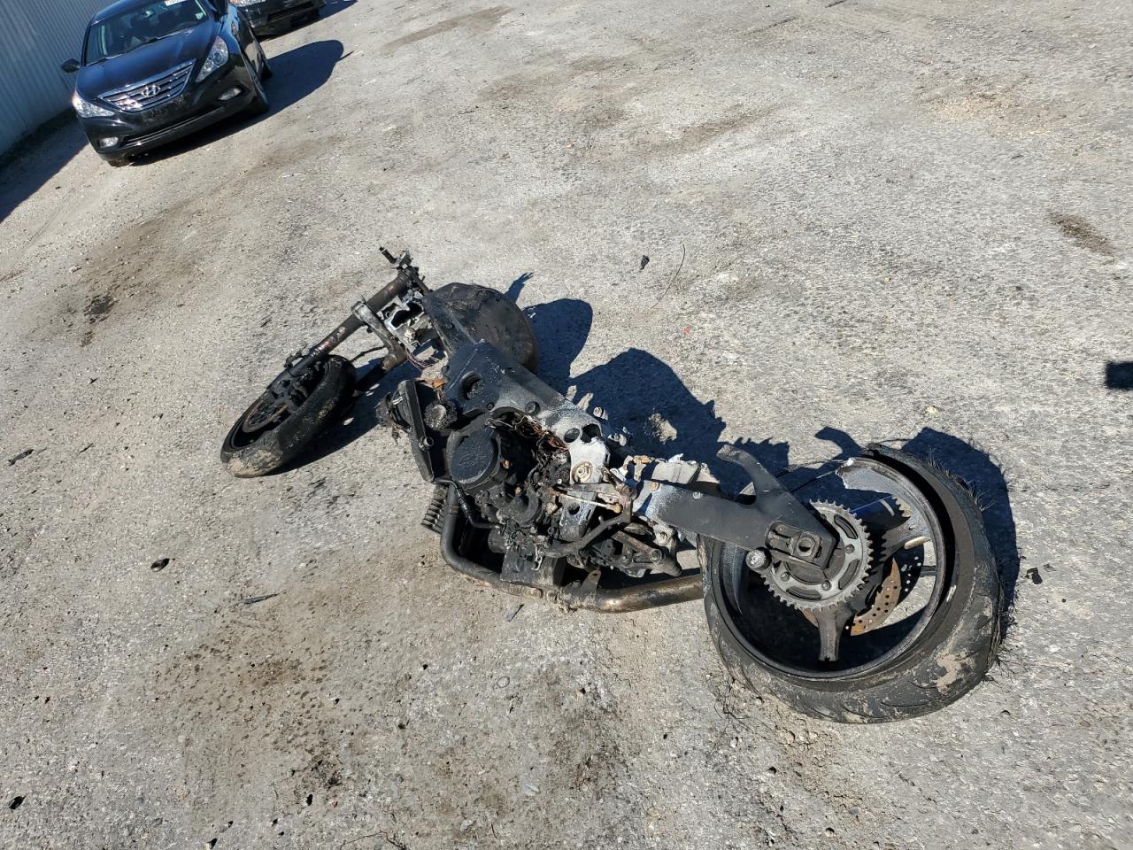 Image 1 of 2008 SUZUKI GSX-R1000  2008 with VIN JS1GT77A182107128