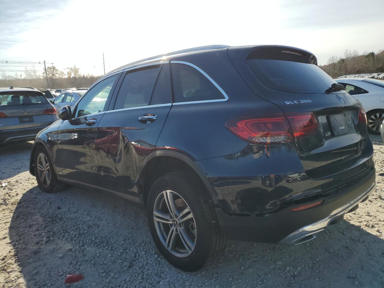 Image 2 of 2022 MERCEDES-BENZ GLC 300 4MATIC 2022 with VIN W1N0G8EBXNG110064