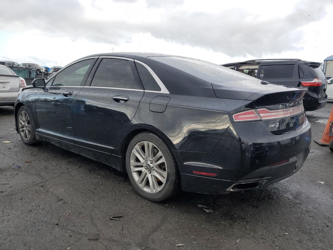 Image 2 of 2016 LINCOLN MKZ  2016 with VIN 3LN6L2G93GR631171