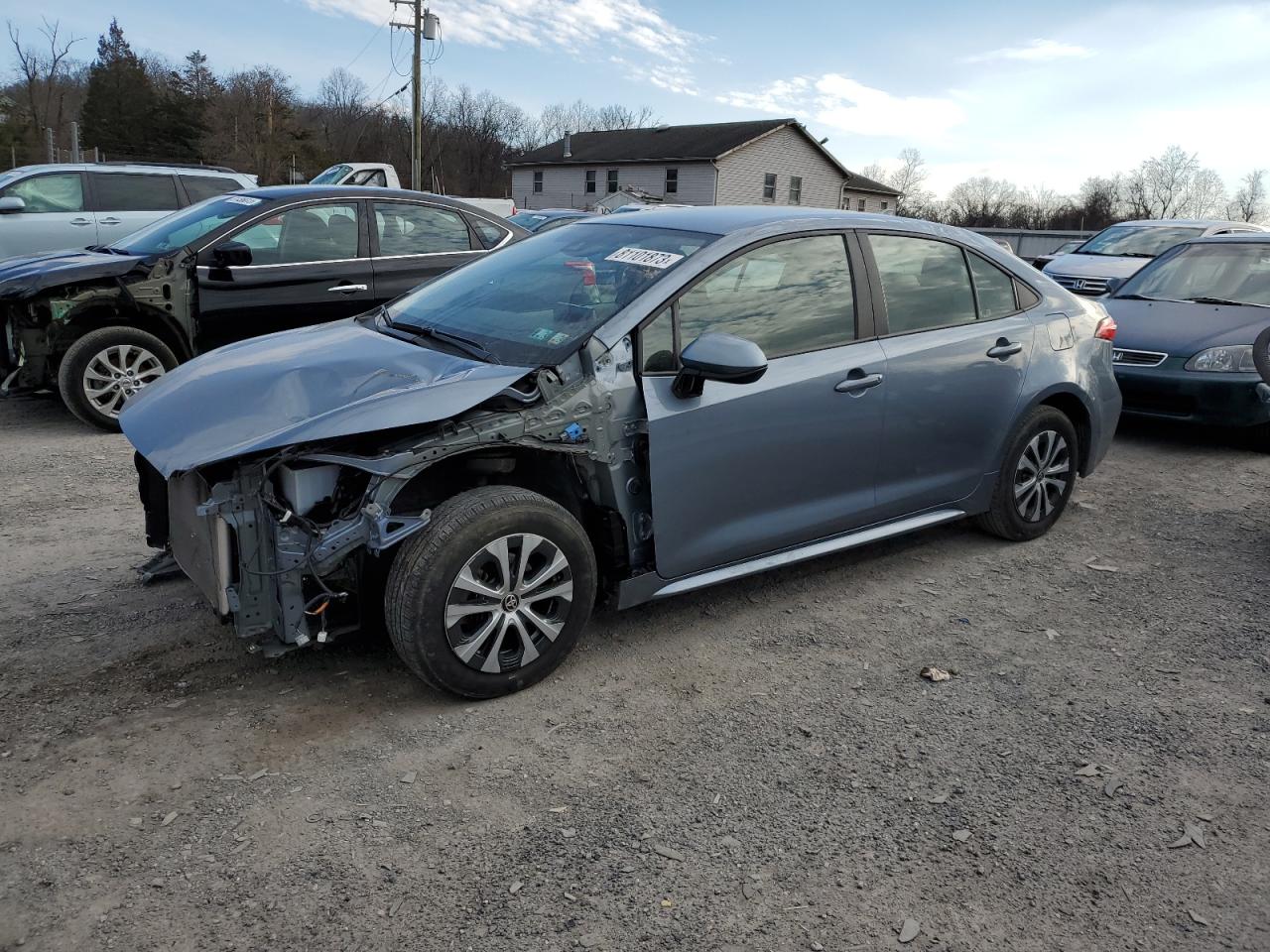 Image 1 of 2021 TOYOTA COROLLA LE 2021 with VIN JTDEAMDE8MJ026992