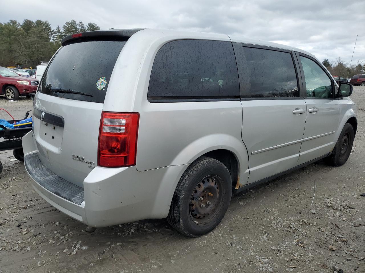 Image 3 of 2010 DODGE GRAND CARAVAN SE 2010 with VIN 2D4RN4DE7AR385251