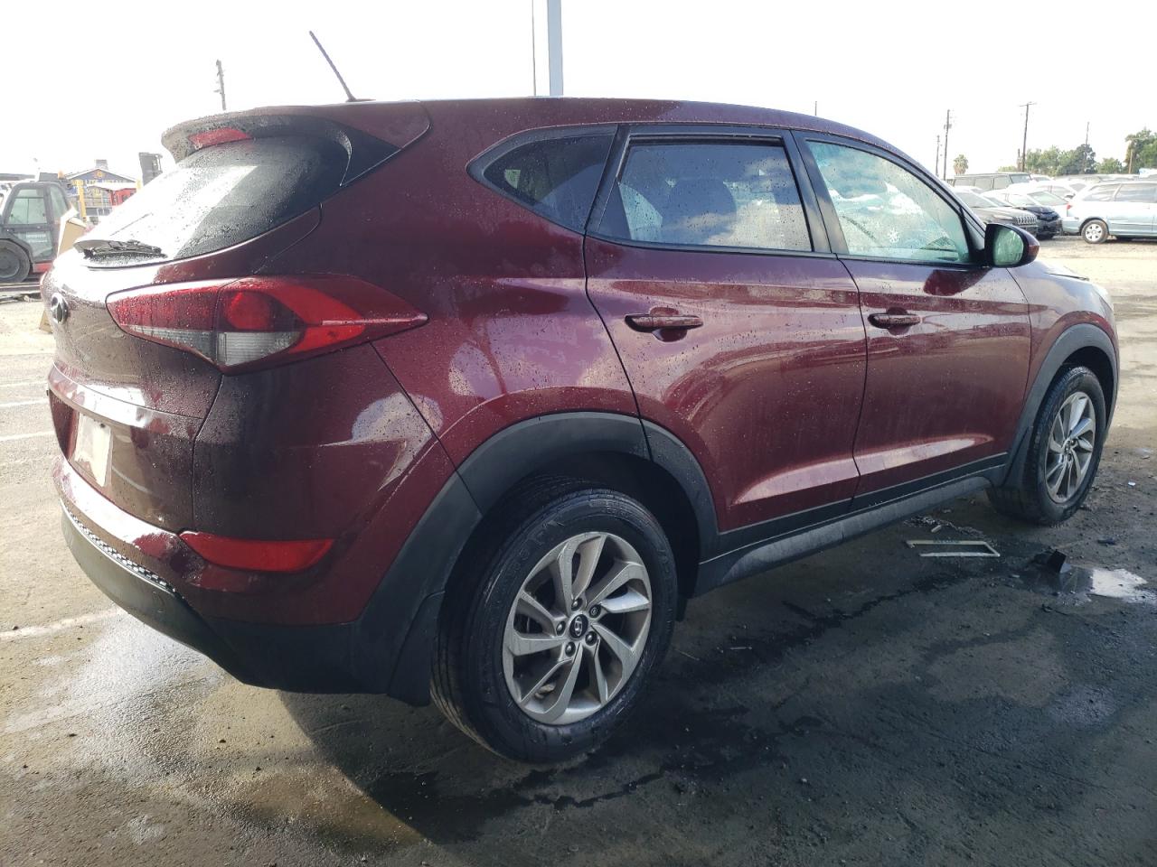 Изображение 3 2016 HYUNDAI TUCSON SE 2016 с VIN KM8J23A43GU196113