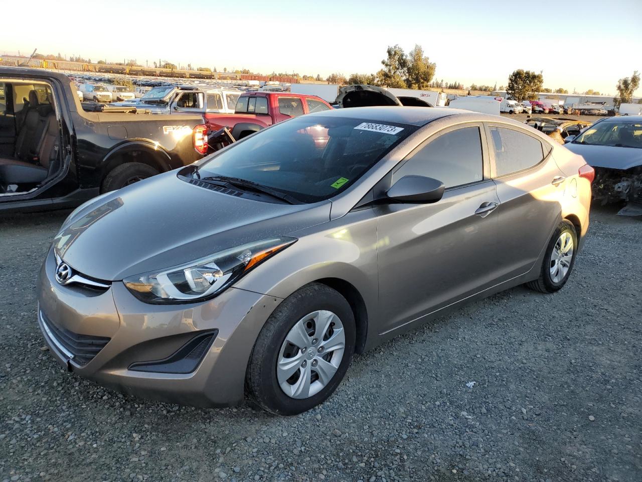 Изображение 1 2016 HYUNDAI ELANTRA SE 2016 с VIN 5NPDH4AE8GH699158