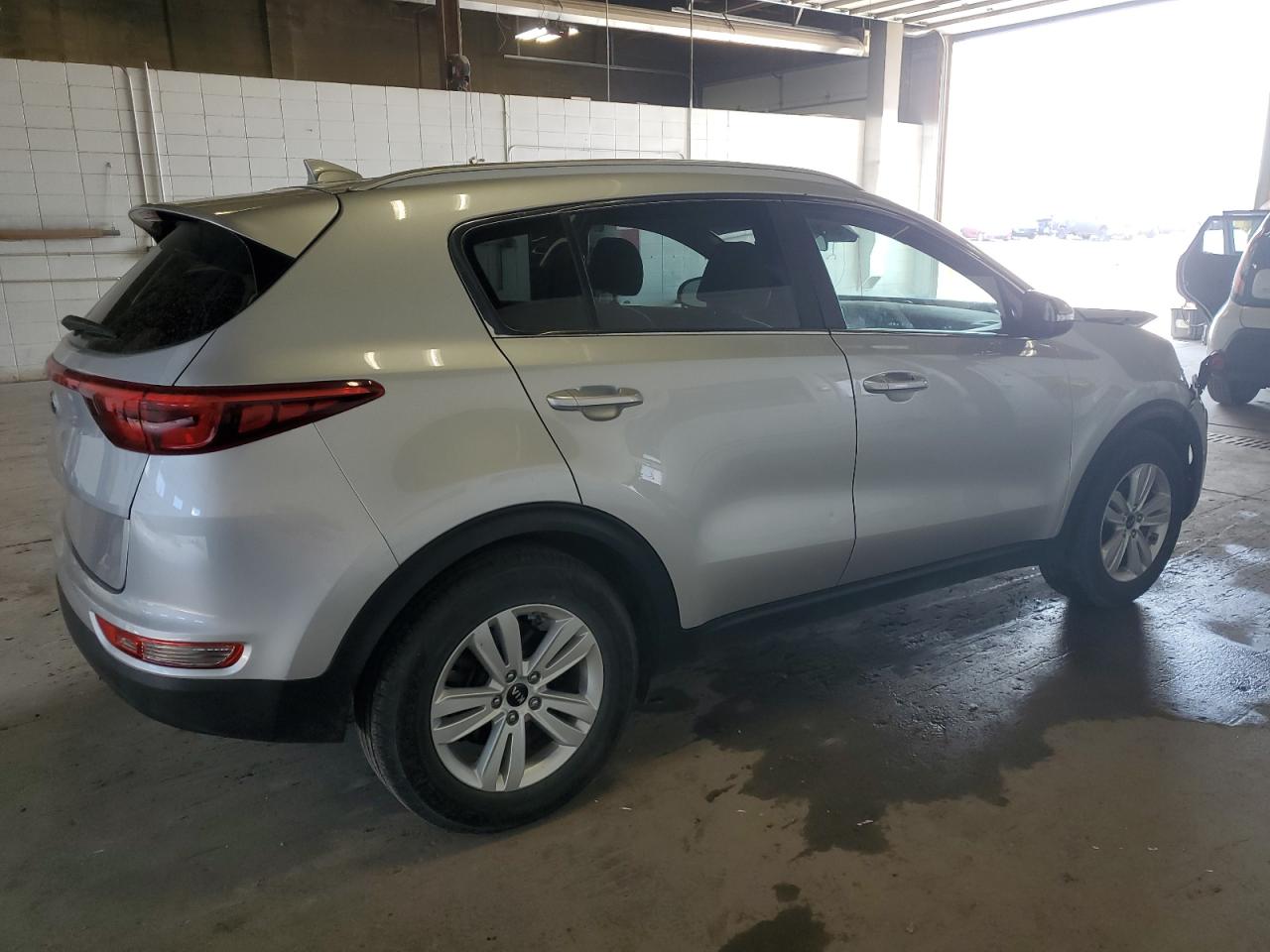 Image 3 of 2018 KIA SPORTAGE LX 2018 with VIN KNDPM3AC4J7396696