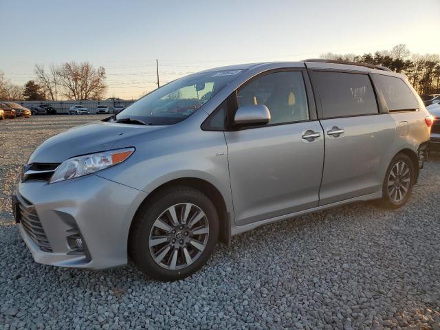 Image 1 of 2020 TOYOTA SIENNA XLE 2020 with VIN 5TDDZ3DC7LS243223
