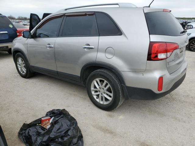 Изображение 2 2015 KIA SORENTO LX 2015 с VIN 5XYKT3A68FG658401