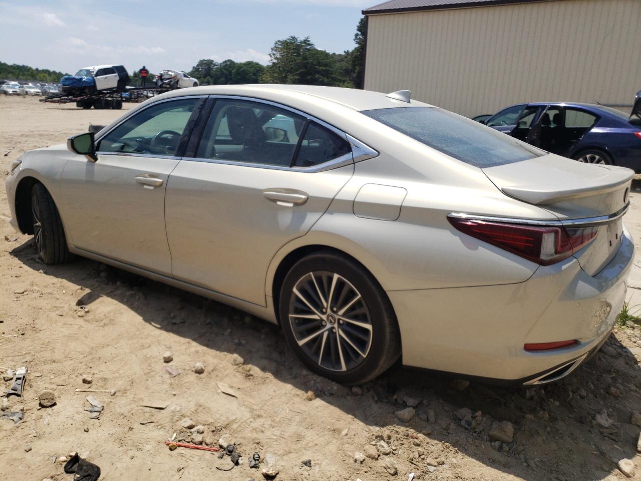 Изображение 2 2022 LEXUS ES 350 BASE 2022 с VIN 58ADZ1B12NU124018