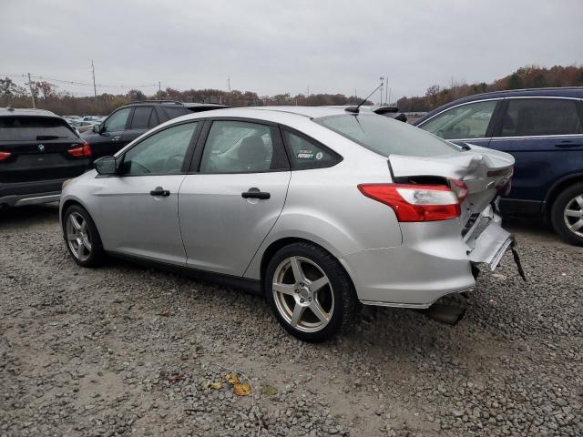 Изображение 2 2012 FORD FOCUS S 2012 с VIN 1FAHP3E26CL359615