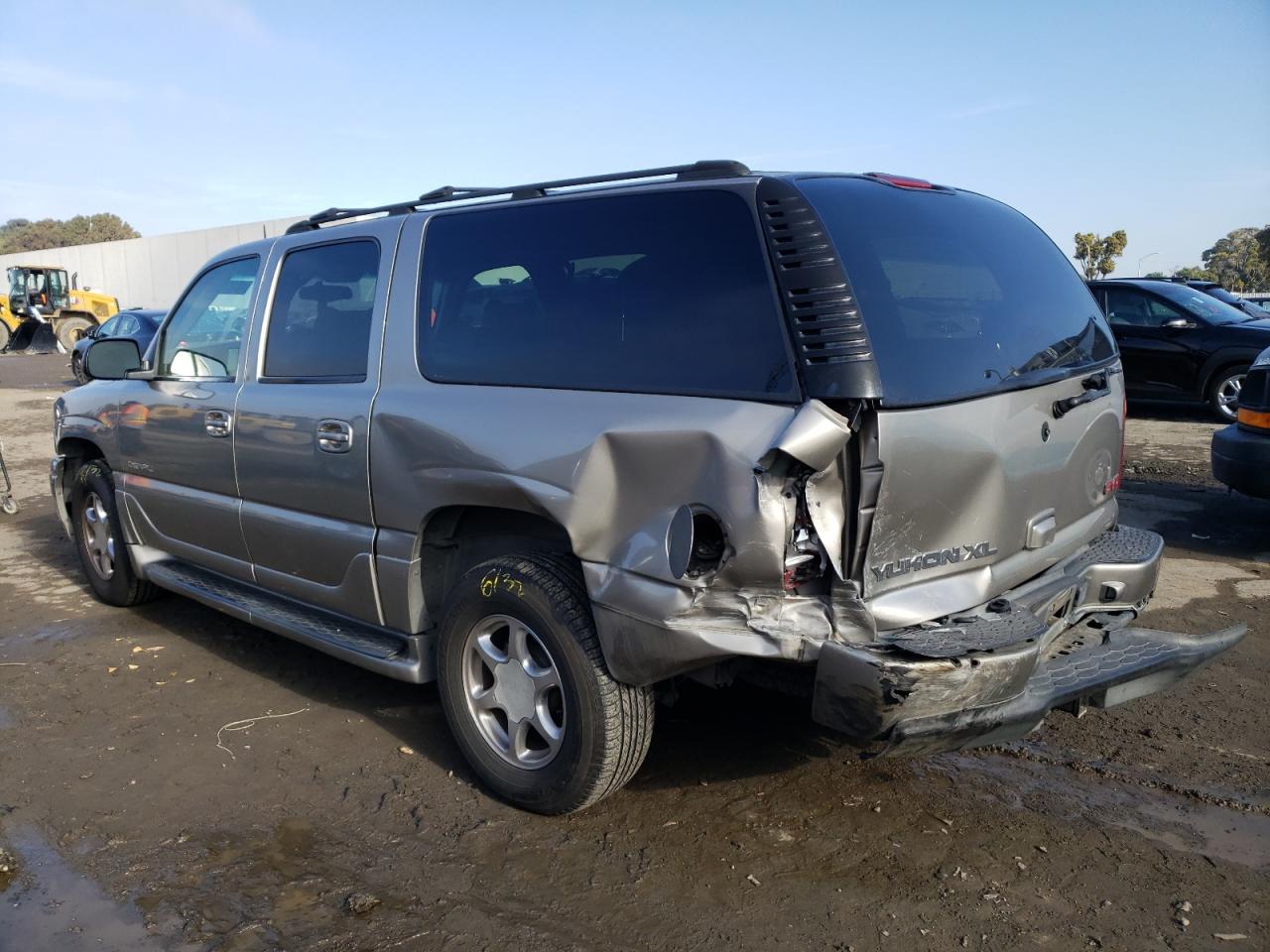 Obraz 2 z 2002 GMC DENALI XL K1500 2002 z VIN 1GKFK66U32J283464