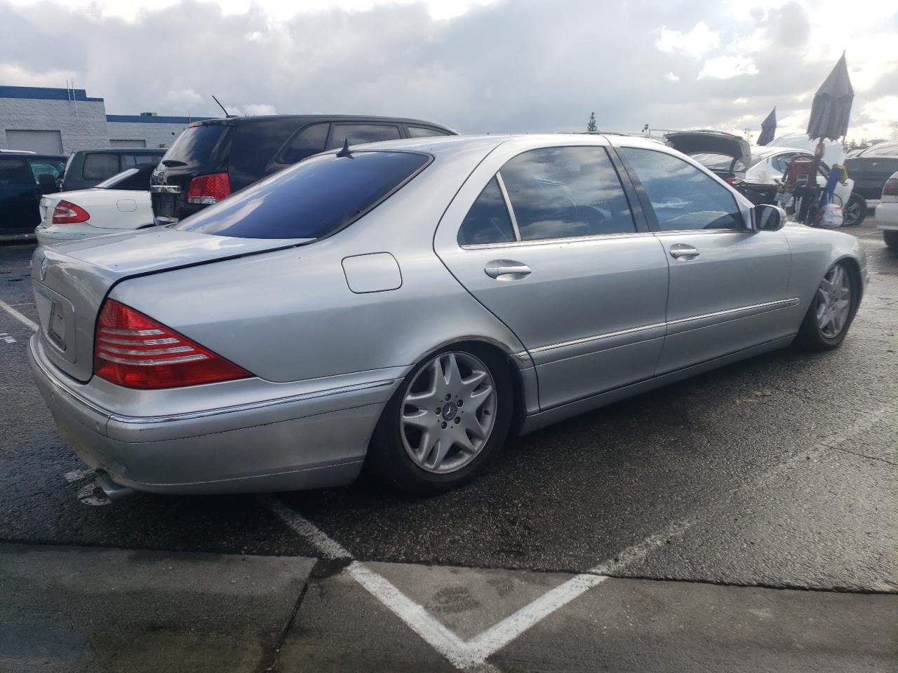 Image 3 of 2001 MERCEDES-BENZ S 600 2001 with VIN WDBNG78J01A138414