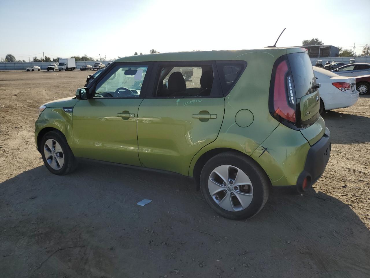 Изображение 2 2016 KIA SOUL  2016 с VIN KNDJN2A29G7863317