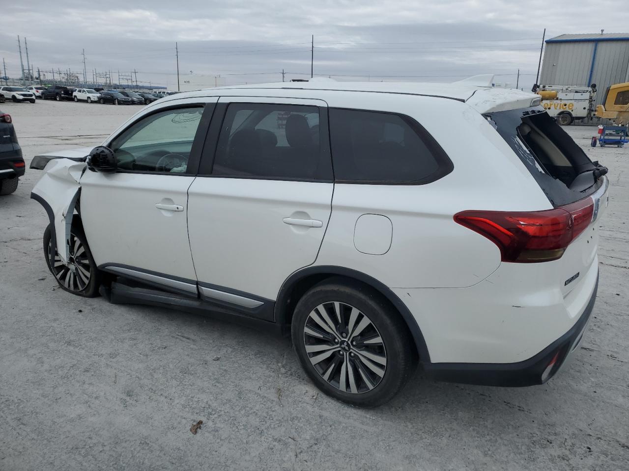 Изображение 2 2019 MITSUBISHI OUTLANDER ES 2019 с VIN JA4AD2A37KZ004925