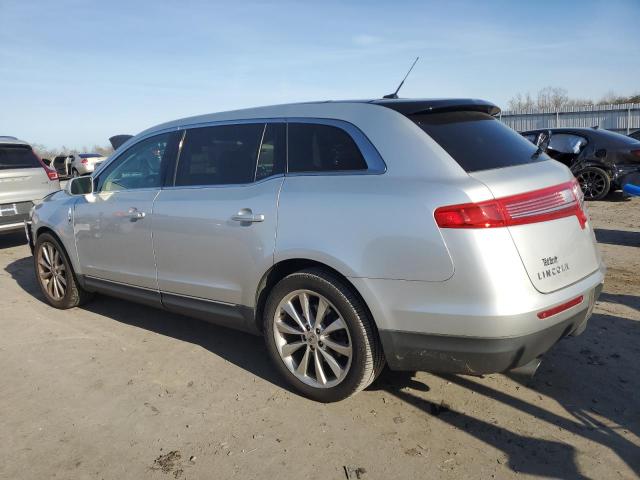 Obraz 2 z 2012 LINCOLN MKT  2012 z VIN 2LMHJ5ATXCBL52088