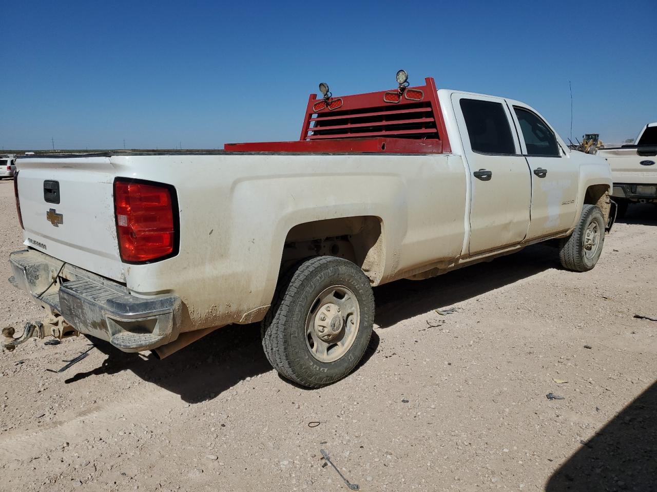 Изображение 3 2017 CHEVROLET SILVERADO C2500 HEAVY DUTY 2017 с VIN 1GC1CUEG6HF144105