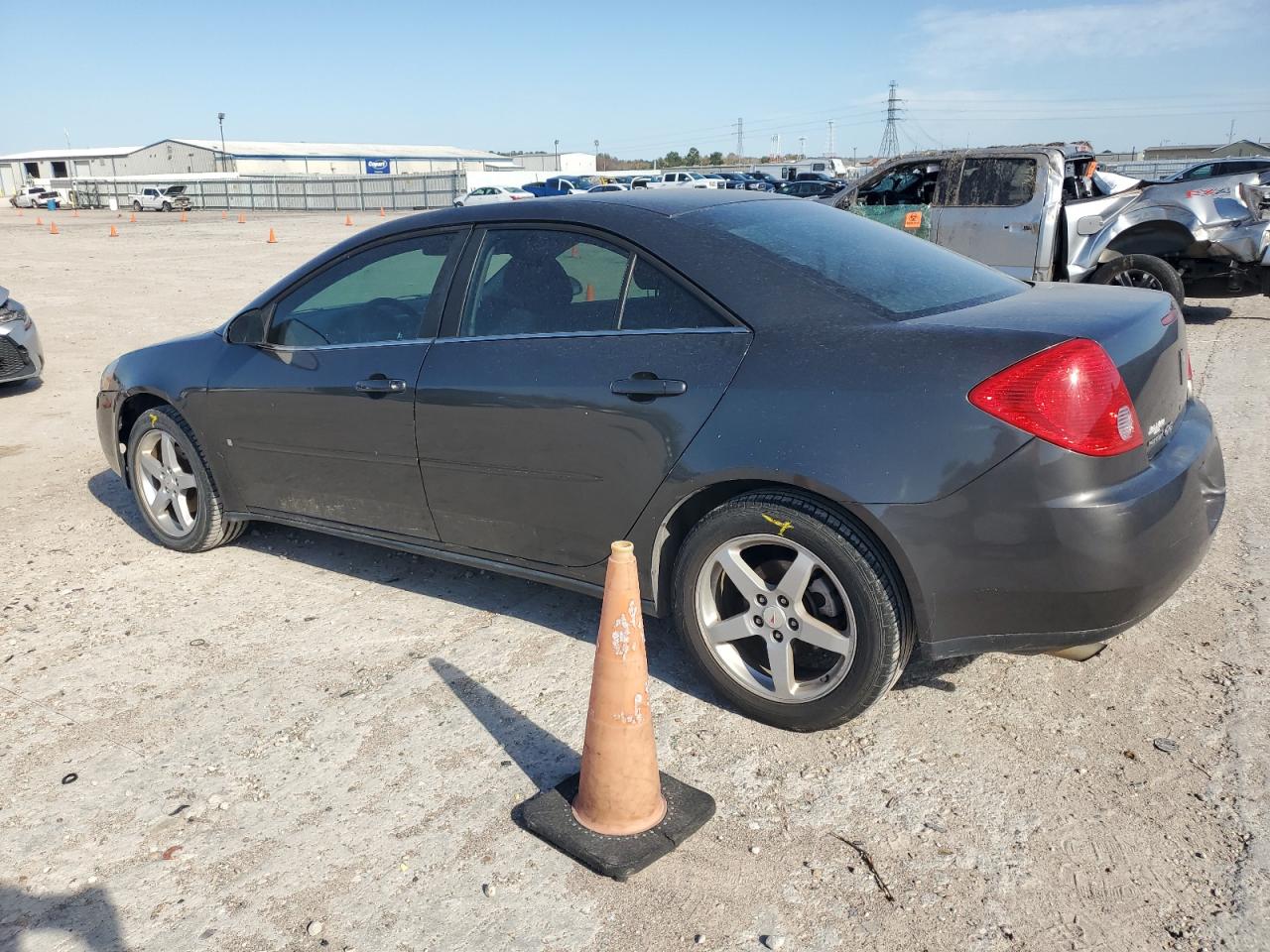 Obraz 2 z 2006 PONTIAC G6 SE1 2006 z VIN 1G2ZG558164248259