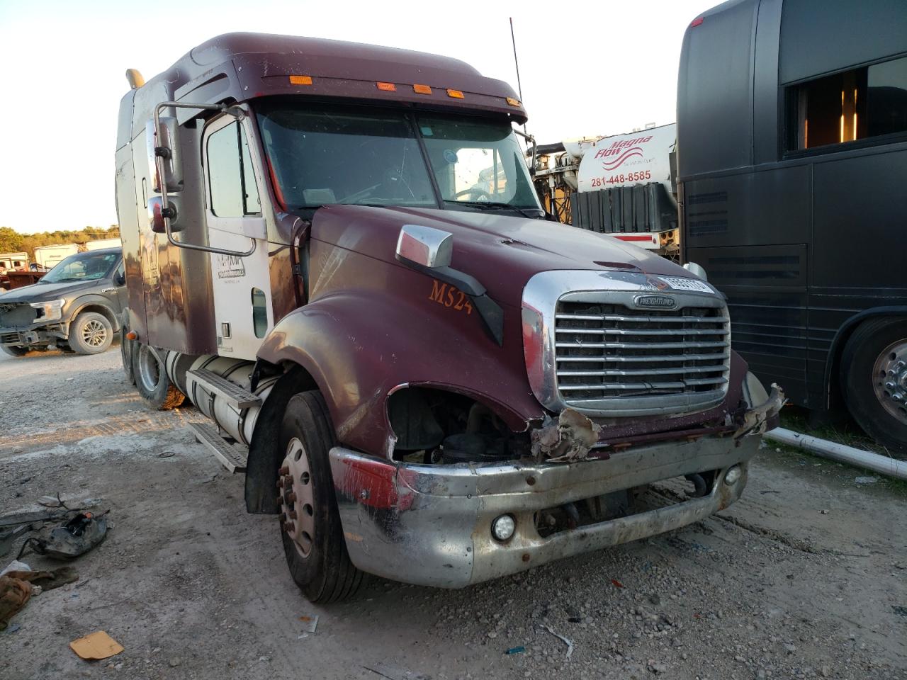 2003 FREIGHTLINER CONVENTIONAL COLUMBIA 2003 image