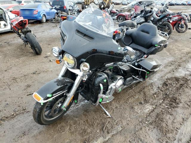 Image 2 of 2015 HARLEY-DAVIDSON FLHTCU ULTRA CLASSIC ELECTRA GLIDE 2015 with VIN 1HD1FCM18FB652447