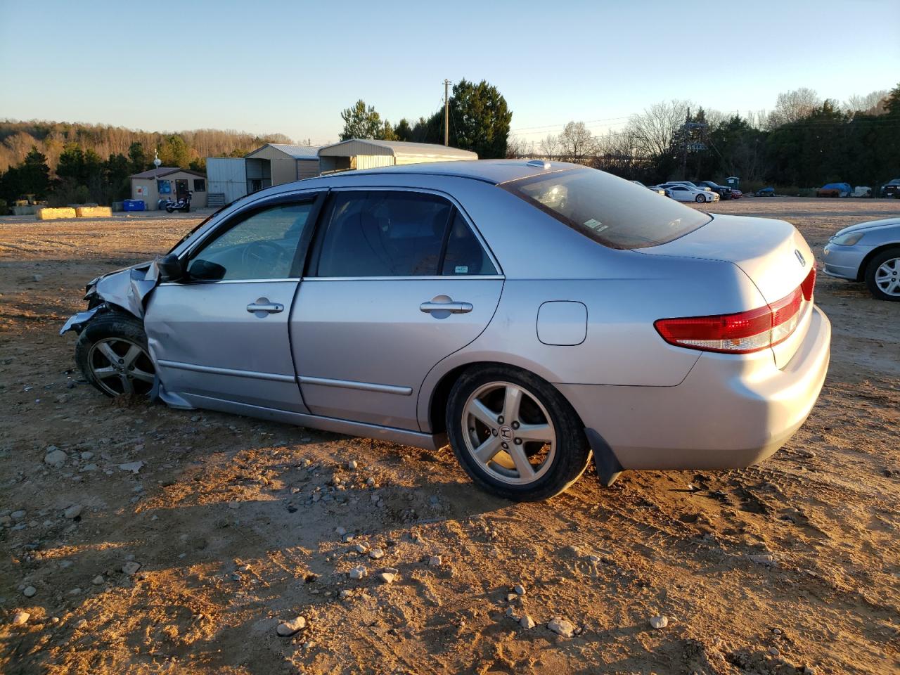 Изображение 2 2004 HONDA ACCORD EX 2004 с VIN 1HGCM56804A036154