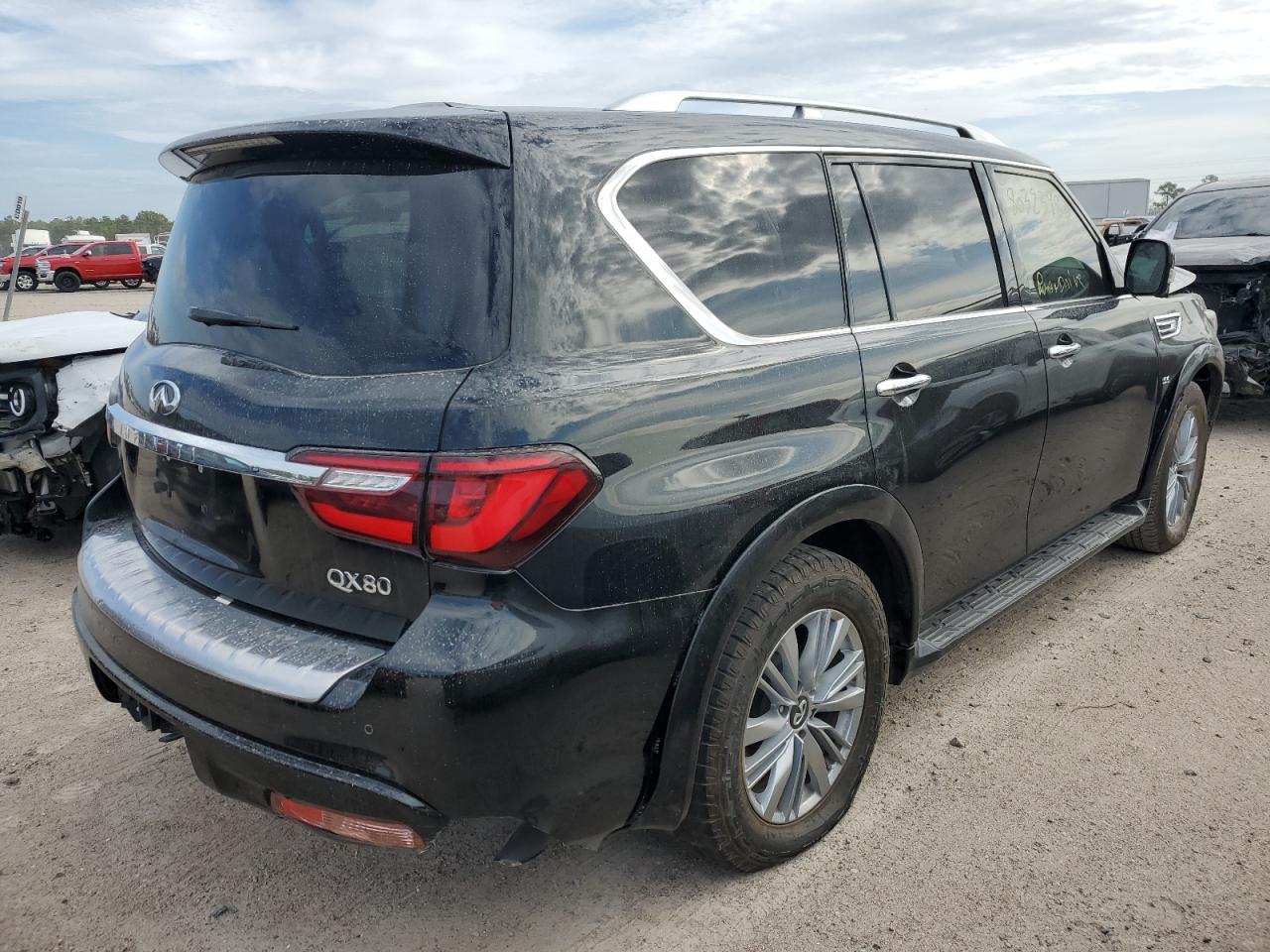 Image 3 of Infiniti Qx80 Luxe 2020 with VIN JN8AZ2NF5L9701480