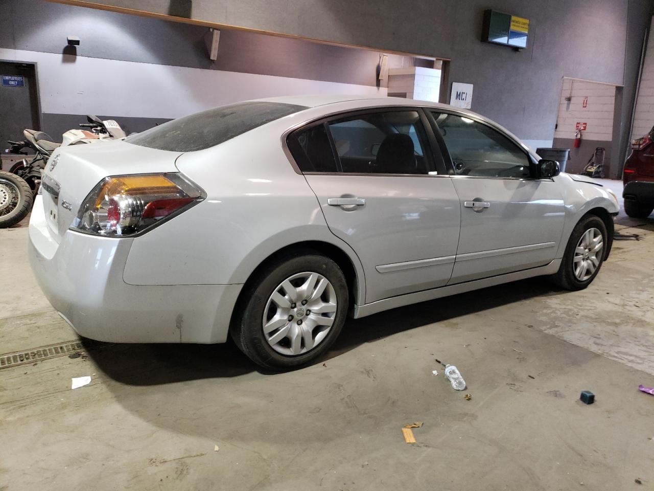 Obraz 3 z 2011 NISSAN ALTIMA BASE 2011 z VIN 1N4AL2AP8BN484241