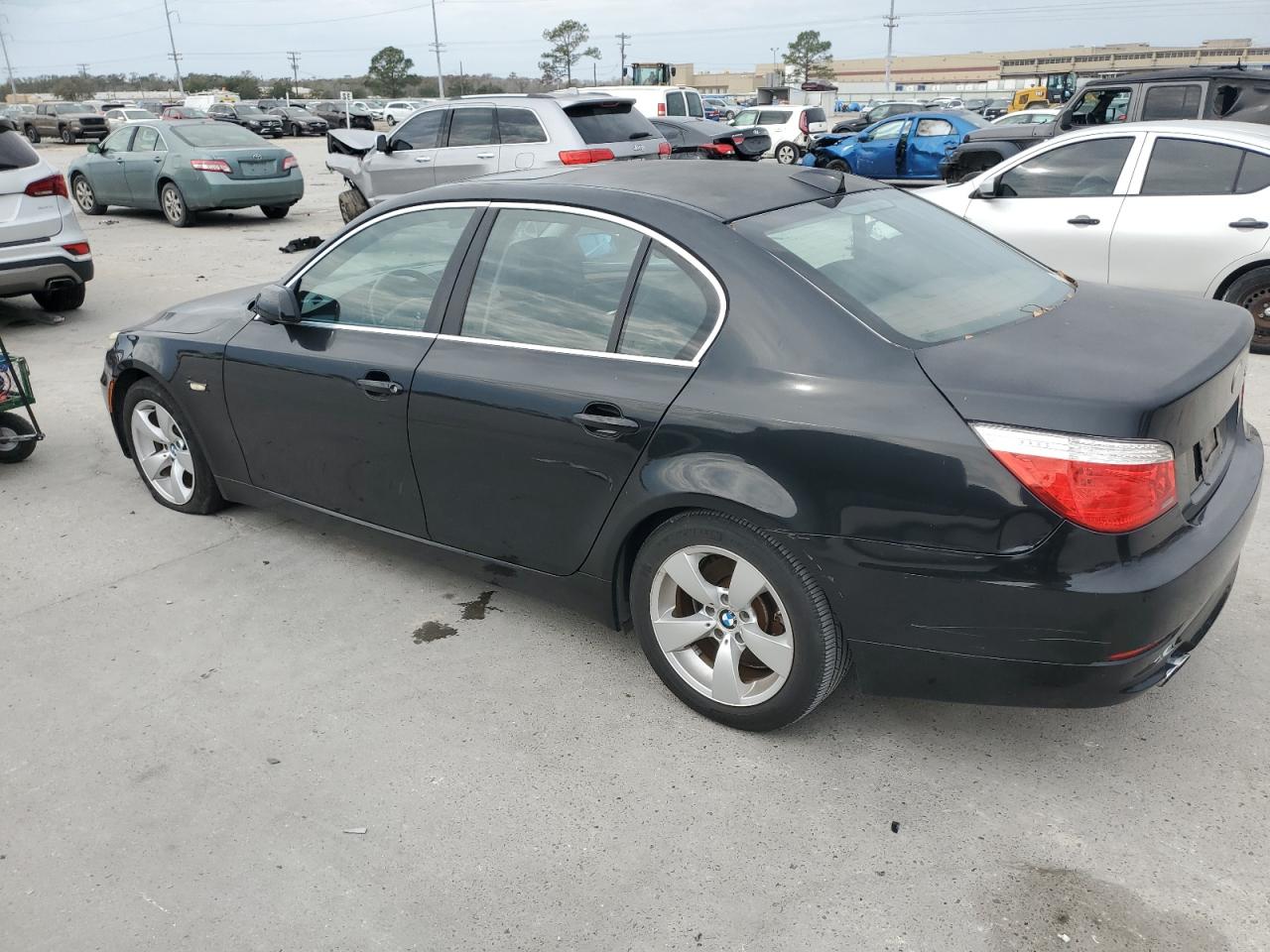 Obraz 2 z 2008 BMW 528 I 2008 z VIN WBANU53508CT13734