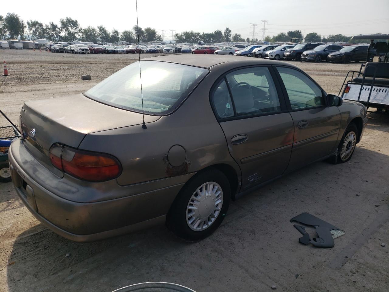 Obraz 3 z 2002 CHEVROLET MALIBU  2002 z VIN 1G1ND52JX2M518148