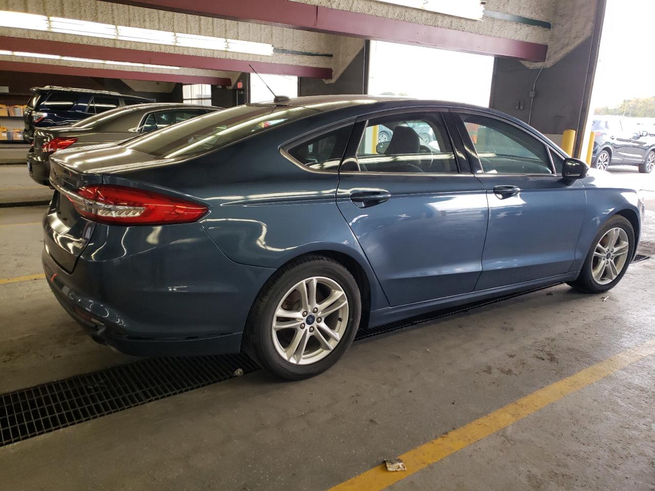 Obraz 3 z 2018 FORD FUSION SE 2018 z VIN 3FA6P0HDXJR135751