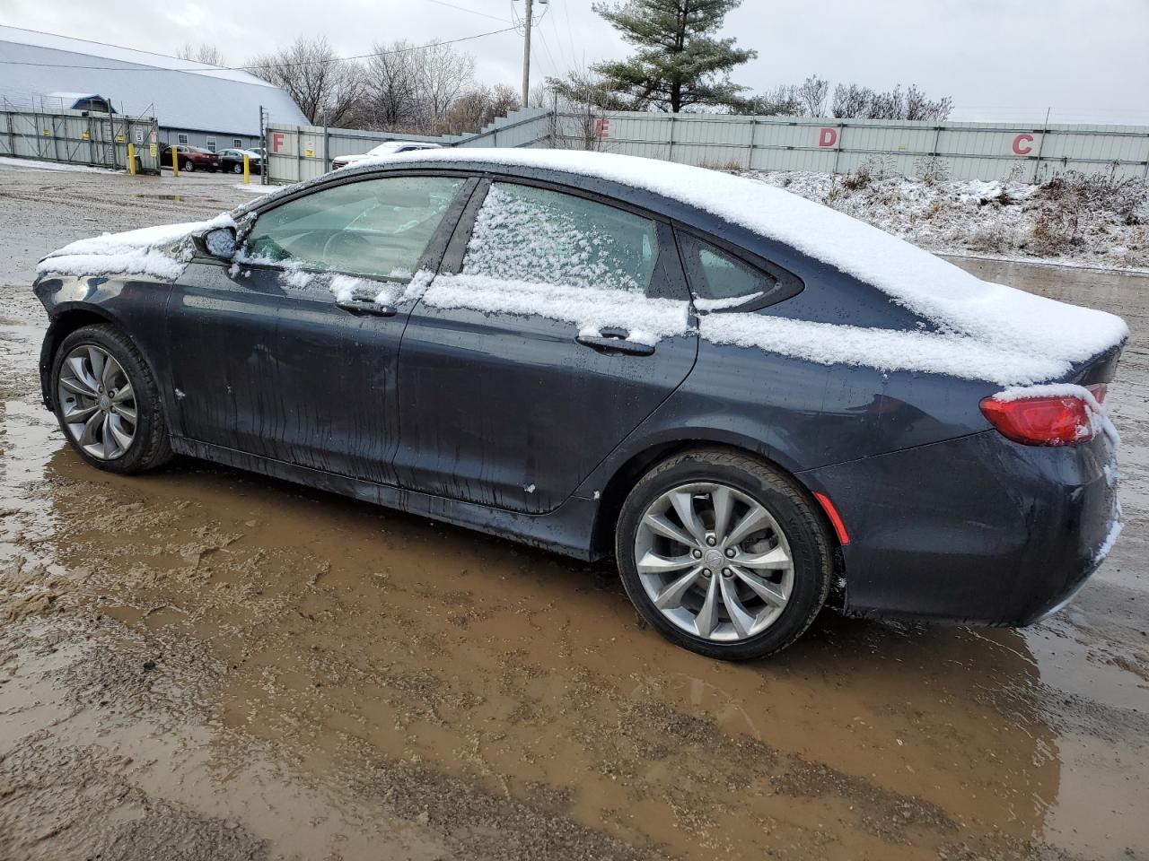 Obraz 2 z 2016 CHRYSLER 200 S 2016 z VIN 1C3CCCBB7GN174265