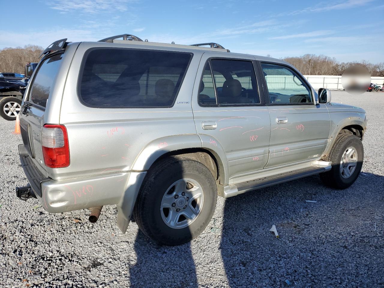 Image 3 of 2000 TOYOTA 4RUNNER LIMITED 2000 with VIN JT3GN87R6Y0156269