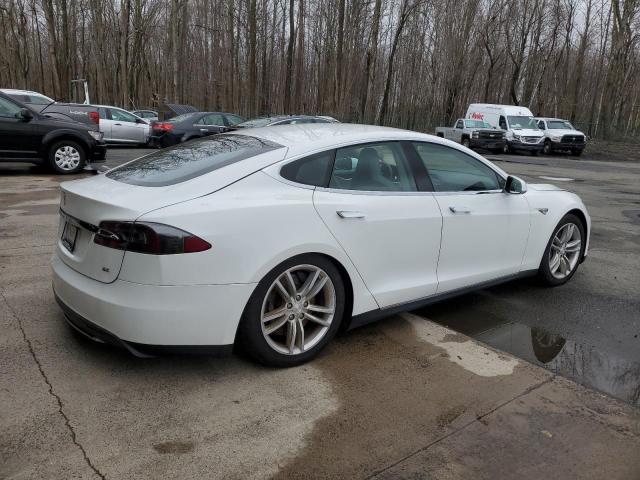 Obraz 3 z 2013 TESLA MODEL S  2013 z VIN 5YJSA1CN6DFP06304