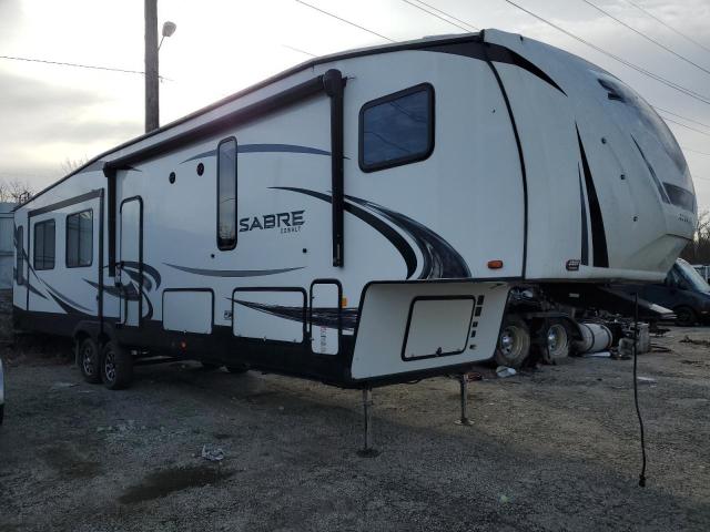 Изображение 1 2019 WILDWOOD SABRE 2019 с VIN 5ZT3SR1B2K6103026