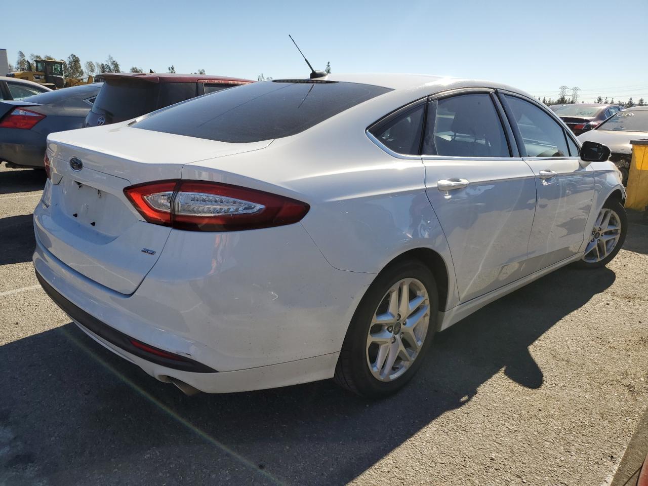 Image 3 of 2016 FORD FUSION SE 2016 with VIN 3FA6P0H72GR119532