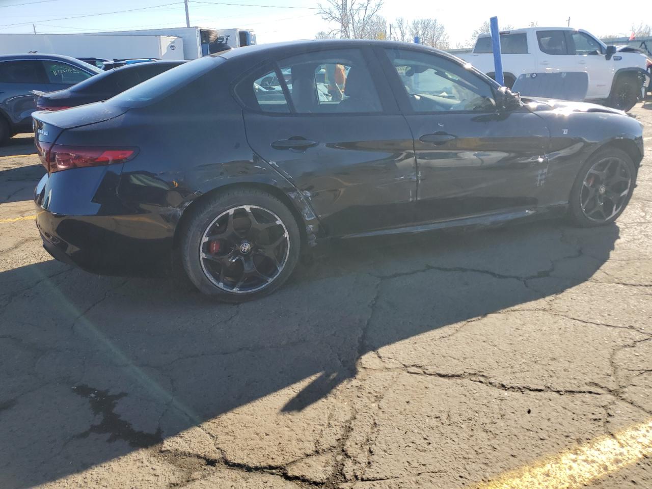 Изображение 3 2022 ALFA ROMEO GIULIA SUPER 2022 с VIN ZARFANBN3N7665184